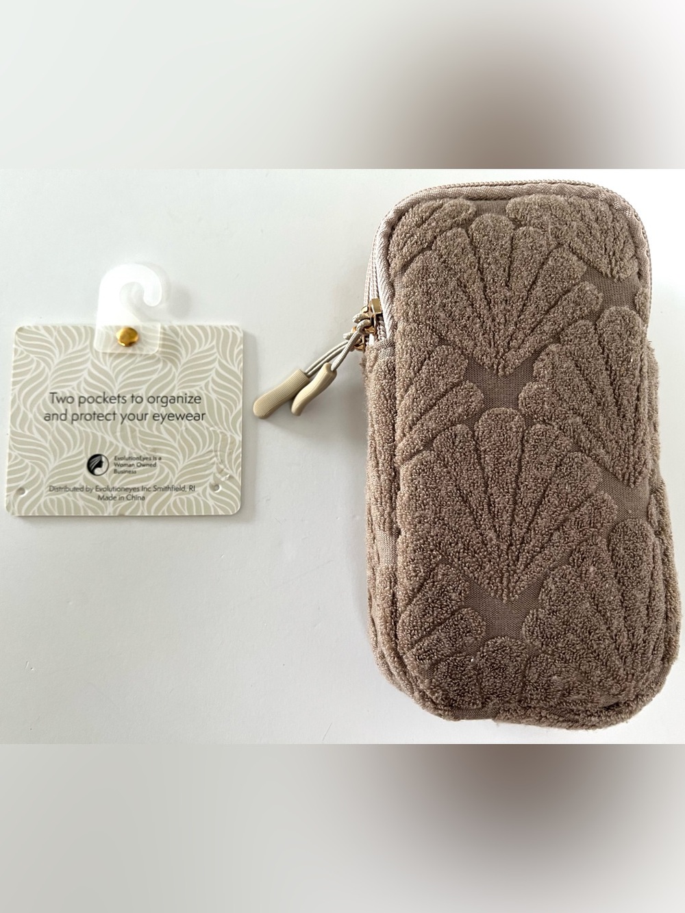 Evolution Eyes Terry Cloth She’ll Print Travel Double Eyeglass Case NEW
